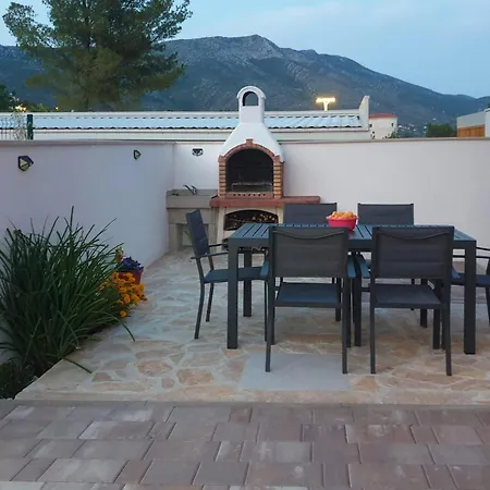 Amazing In With Wifi Apartman Orebic